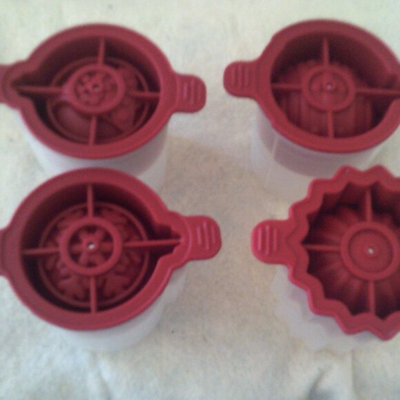 Tovolo Christmas Ornament Ice Molds Set of 4 Tree Snowflake Holiday Gift Drink - Picture 4 of 6